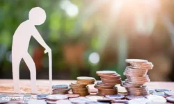 نماینده مجلس به خاطر بازنشستگان با بولدوزر از روی دولت رد شد