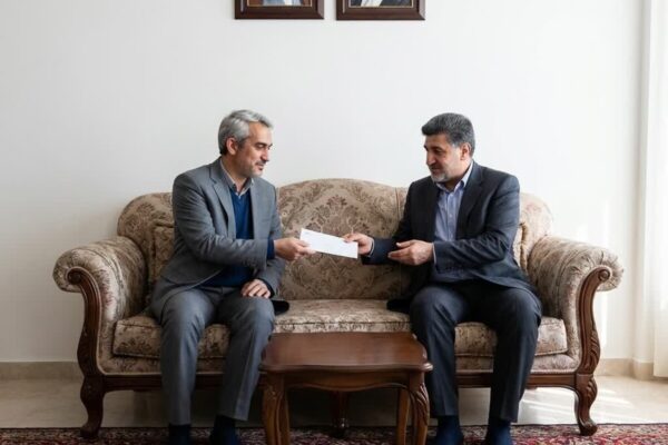 وزارت اقتصاد کار را به سازمان بورس سپرد/ چگونه می‌توان با «رویش» تولید را تقویت کرد؟