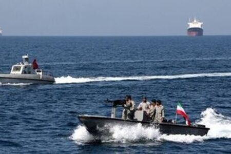 اقتدار دریانوردی ایران در مواجهه با محاصره نوین؛ تبیین هزینه‌های تحمیلی بر شریان‌های تجاری+اینفوگرافیک