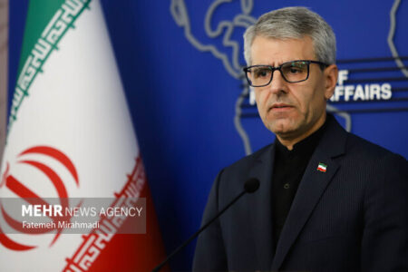 بقایی: خیانت به همسایه، پنهان نمی‌ماند