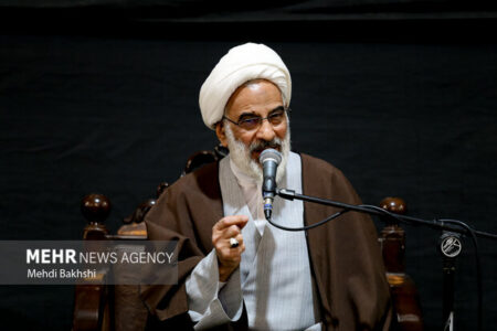 حجت الاسلام حاجی صادقی: دشمن خطا کند،روزهای سخت‌تری خواهد دید