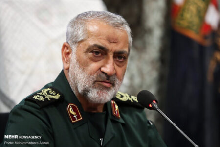شکارچی: اگر دشمن قلدری کند او را مفتضحانه شکست می‌دهیم