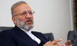 متکی: از نظر سوق الجیشی دست برتر را داریم/ آمریکا شکست را پذیرفت