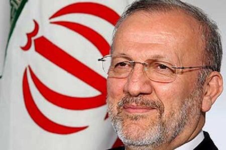 متکی: پول سربازان و پایگاه های نظامی آمریکایی را کشورهای منطقه می دهند