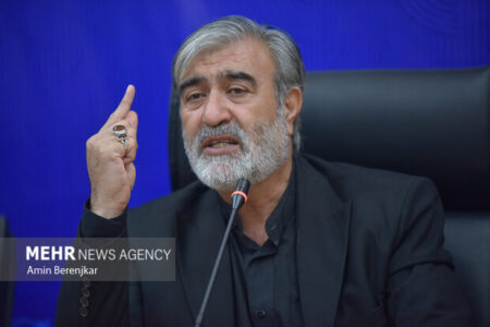 هشدار عزیزی درباره همراهی برخی کشورها با قطعنامه آمریکا