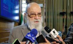 رئیس شورای‌شهر تهران: حمل‌ونقل عمومی رایگان نمی‌شود، تخفیف می‌خورد