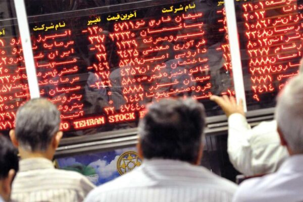 آغاز طوفانی بورس تهران سه‌شنبه ۱۶ تیر ۱۴۰۵ / شاخص کل در ۵ دقیقه ۹۷ هزار واحد رشد کرد