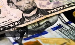 جدیدترین قیمت دلار و یورو امروز چهارشنبه ۱۰ تیر ۱۴۰۵/ افزایش قیمت؟
